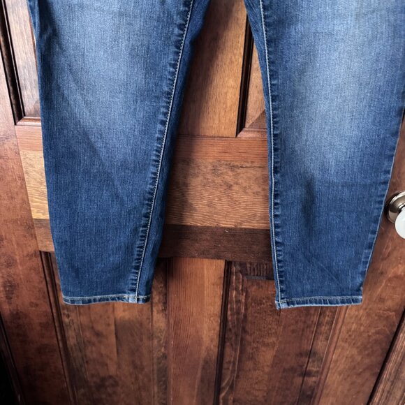 NWT Universal Thread Medium Blue Mid-Rise Skinny Jeans Size 12 Short - Picture 6 of 11